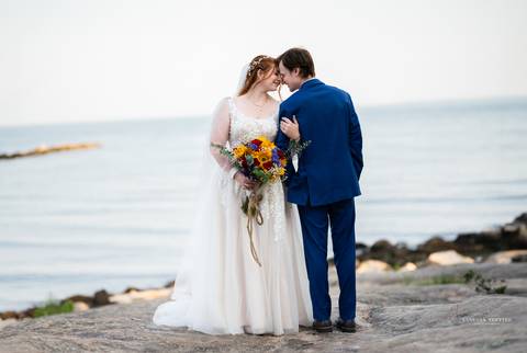 Pavilion at Rocky Neck State Park • Niantic • CT
wedding pictures at Pavilion at Rocky Neck
Beach wedding venue in CT
beach wedding pictures
wedding photographer
best wedding photographer in CT
Vanessa Trettel Photography
wedding dress
CT wedding photo'