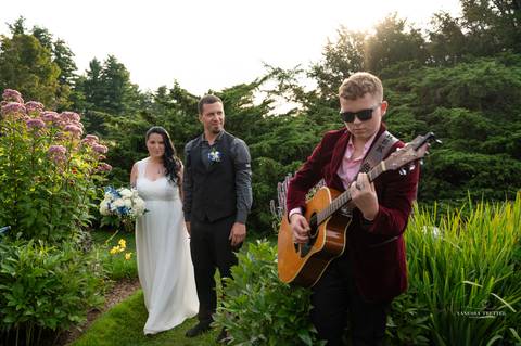 Wedding Photography
Litchfield wedding picture
Wedding Venue Litchfield CT
Rustic Elegance wedding
Best Connecticut Photographer
Picturesque Connecticut wedding
Vanessa Trettel photography
wedding photos
Market Place Tavern Litchfield CT'