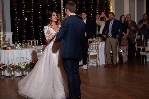 Best Wedding photographer CT
Ss. Isidore and Maria St. Paul Church
Glastonbury, CT wedding
Bridal party photography
Navy blue bridesmaid dresses
Glastonbury Hills Country Club celebration
Bridesmaids pictures 
Church photos
Vanessa Trettel Photography'