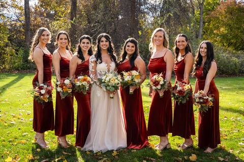 Best Wedding photographer CT
Ss. Isidore and Maria St. Paul Church
Glastonbury, CT wedding
Bridal party photography
Navy blue bridesmaid dresses
Glastonbury Hills Country Club celebration
Bridesmaids pictures 
Groom photos
Vanessa Trettel Photography'