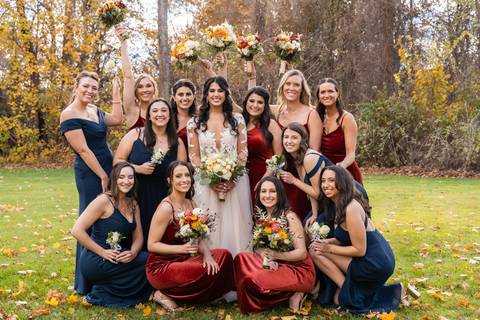 Best Wedding photographer CT
Ss. Isidore and Maria St. Paul Church
Glastonbury, CT wedding
Bridal party photography
Navy blue bridesmaid dresses
Glastonbury Hills Country Club celebration
Bridesmaids pictures 
Groom photos
Vanessa Trettel Photography'