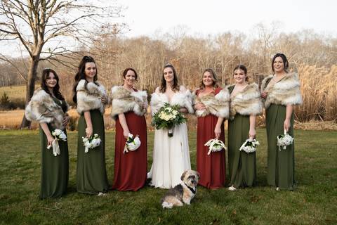 Wedding photo at The Hounds, Stonington CT, bride picture with the bouquet and the bridesmaid all together and the little dog, the photographer was by Vanessa Trettel.
Professional wedding photographer
CT wedding Venue
engagement photographer'