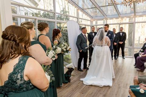 Best Wedding photographer CT
Avon Old Farms Hotel
Avon CT wedding
Bridal party photography
Green bridesmaid dresses
Bridesmaids pictures
Groom photos
Wedding photos ideas
Vanessa Trettel Photography'