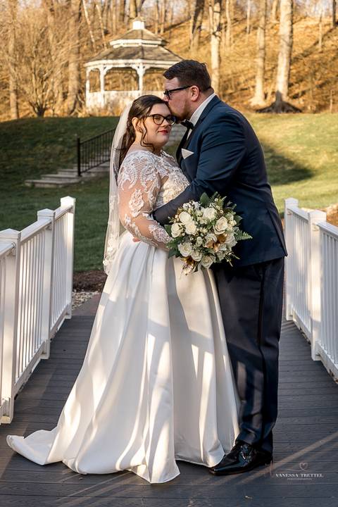 Best Wedding photographer CT
Avon Old Farms Hotel
Avon CT wedding
Bridal party photography
Green bridesmaid dresses
Bridesmaids pictures
Groom photos
Wedding photos ideas
Vanessa Trettel Photography'