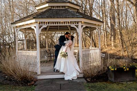 Best Wedding photographer CT
Avon Old Farms Hotel
Avon CT wedding
Bridal party photography
Green bridesmaid dresses
Bridesmaids pictures
Groom photos
Wedding photos ideas
Vanessa Trettel Photography'