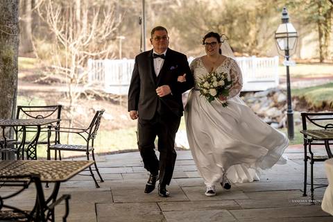 Best Wedding photographer CT
Avon Old Farms Hotel
Avon CT wedding
Bridal party photography
Green bridesmaid dresses
Bridesmaids pictures
Groom photos
Wedding photos ideas
Vanessa Trettel Photography'