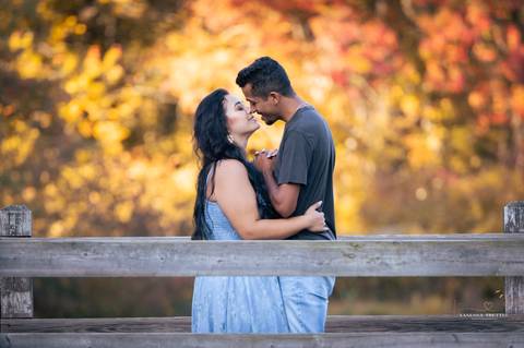 With the sun casting a warm embrace, Bruna & Rogerio stroll hand in hand through the autumn foliage, their love painting a picture of pure bliss.
Best wedding Photographer in CT
Vanessa Trettel photography
Engagement photography at Southford Fall CT'