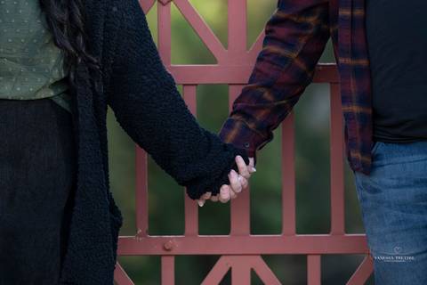 Against the rustic charm of Lovers Leap Bridge, Harmony & Dan's love story unfolds, each photo capturing the magic of their autumn engagement.
Best wedding Photographer in CT
Engagement photos ideas
Vanessa Trettel photography'