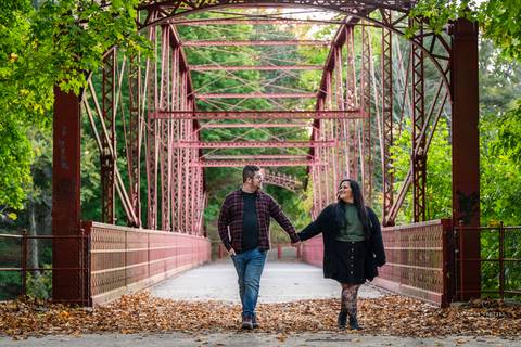 Against the rustic charm of Lovers Leap Bridge, Harmony & Dan's love story unfolds, each photo capturing the magic of their autumn engagement.
Best wedding Photographer in CT
Engagement photos ideas
Vanessa Trettel photography'