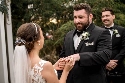Beneath the soft sunlight, Sarah & Seth share a tender moment, their eyes filled with love and promises, against the backdrop of Georgina's Weddings & Banquets.
Best wedding Photographer in CT
Vanessa Trettel photography'