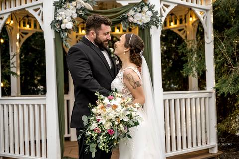 Beneath the soft sunlight, Sarah & Seth share a tender moment, their eyes filled with love and promises, against the backdrop of Georgina's Weddings & Banquets.
Best wedding Photographer in CT
Vanessa Trettel photography'