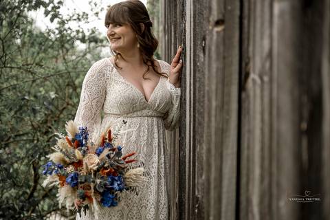 Best Wedding photographer CT
Salem Herb Farm
Rustic Wedding ideas
Salem CT wedding
Bridal party photography
Red bridesmaid dresses
Bridesmaids pictures
Groom photos
Wedding photos ideas
Vanessa Trettel Photography'