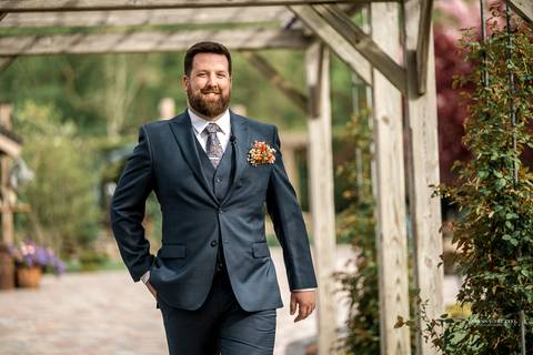 Best Wedding photographer CT
Salem Herb Farm
Rustic Wedding ideas
Salem CT wedding
Bridal party photography
Red bridesmaid dresses
Bridesmaids pictures
Groom photos
Wedding photos ideas
Vanessa Trettel Photography'