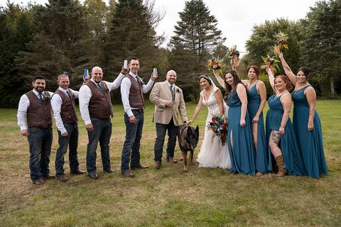 Candid moment of Krystal laughing with her bridesmaids before the ceremony at this charming Connecticut farm wedding venue.
Vanessa Trettel Photography'