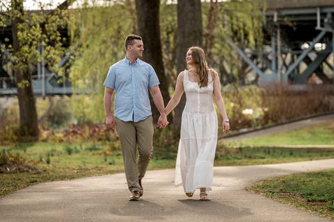 The gentle spring breeze and Ashley & Andrew’s sweet connection made this CT engagement session unforgettable.
Vanessa Trettel photography
Best Wedding Photographer in CT e NYC
Engagement photos ideas
Engagement photographer near me'