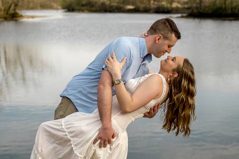 Ashley and Andrew’s engagement session in a Connecticut park was a perfect spring day. Surrounded by fresh greenery, they laughed, embraced, and let their love shine through each tender moment.
Vanessa Trettel photography
Best Wedding Photographer in CT '