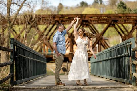 Ashley & Andrew’s romantic spring engagement session in a blooming Connecticut park. Perfect light, genuine smiles, and endless love.
Vanessa Trettel photography
Best Wedding Photographer in CT e NYC
Engagement photos ideas
'