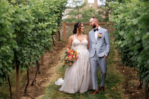 Romantic wedding portraits of Bruna & Robert surrounded by lush vineyard rows, glowing in the soft summer light, a dream setting in Connecticut wine country.
Wedding photographer in CT
Vanessa Trettel Photography
wedding photos idea'