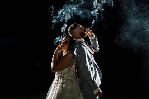 Bruna & Robert share their joyful first dance under twinkling lights, kicking off a high-energy wedding party at Heritage Hotel in Southbury.
Wedding photographer in CT
Vanessa Trettel Photography
wedding photos idea'
