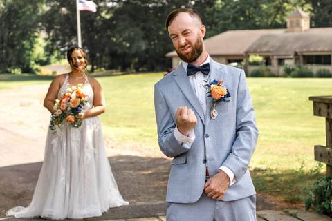 Robert turns around and breaks into a huge smile during the first look, a raw, emotional moment captured under the golden Connecticut sun.
Wedding photographer in CT
Vanessa Trettel Photography'