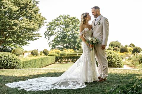 A breathtaking first look at Eolia Mansion. His tears, her smile. Pure magic. #FirstLook #WeddingDay #ConnecticutWedding #EoliaMansion'