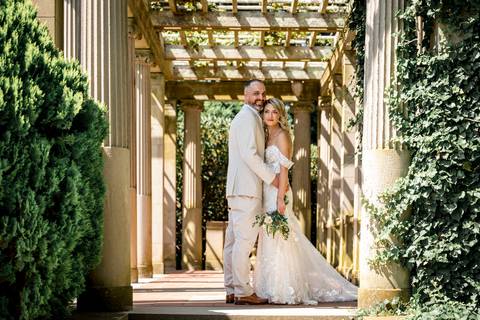 The moment they saw each other for the first time. An unforgettable memory. #FirstLookPhotos #WeddingPhotography #CTBride #HarknessStatePark'