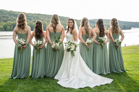 Another composition captures the group walking together, dresses flowing, creating a sense of movement and unity.
Vanessa Trettel Photography'