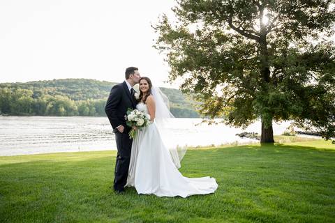 Another sunset frame captures them in silhouette, the sky painted in warm tones as they lean into each other.
Vanessa Trettel Photography'