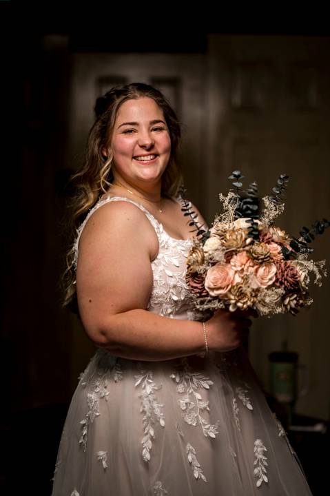 Elegant bridal details and quiet moments in the bridal suite at Nuzzo’s Farm by Vanessa Trettel, CT Wedding Photographer serving NY'