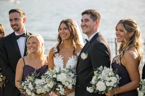 Entire bridal party posing on the beach at Anthony's Ocean View.
Vanessa Trettel Photography
Wedding photo at Anthony's Ocean View | New Haven CT '