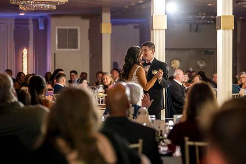 Alison and Joseph’s romantic first dance at Anthony's Ocean View.
Vanessa Trettel Photography
Wedding photo at Anthony's Ocean View | New Haven CT '