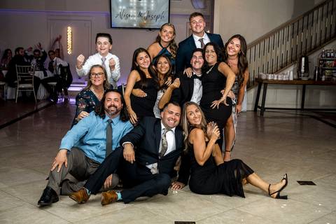 Candid shot of guests enjoying the party in New Haven.
Vanessa Trettel Photography
Wedding photo at Anthony's Ocean View | New Haven CT '