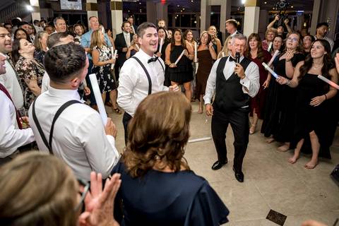 Alison and Joseph jumping rope in the middle of the dance floor!
Vanessa Trettel Photography
Wedding photo at Anthony's Ocean View | New Haven CT '