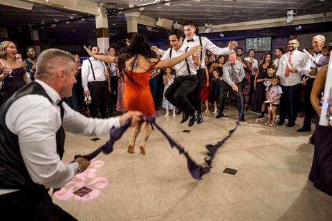 Candid dancing photos at Anthony's Ocean View.
Vanessa Trettel Photography
Wedding photo at Anthony's Ocean View | New Haven CT '