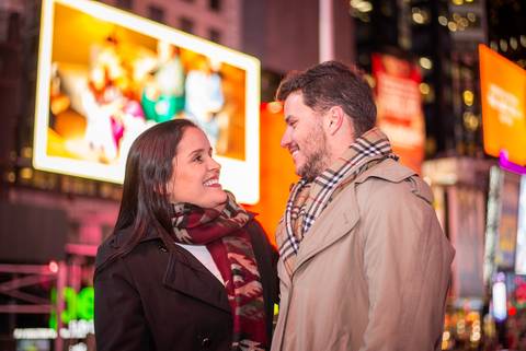 Times Square, NYC Nova Iorque foto casal
photographer in nyc'
