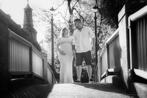 Maternity photoshoot couple black white bridge park  new jersey NYC'