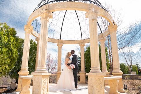 wedding dress
first look wedding
Aria Venue CT
Vanessa Trettel Photography'