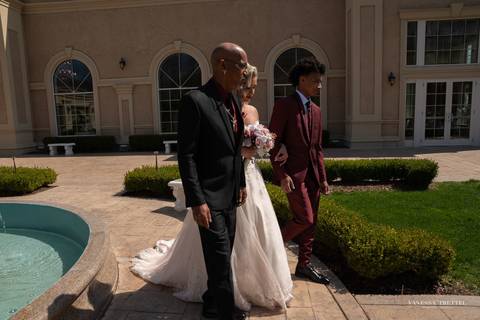 wedding dress
wedding ceremony outside
Aria Venue CT
Vanessa Trettel Photography'