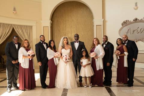 wedding dress
wedding ceremony outside
Aria Venue CT
Vanessa Trettel Photography'