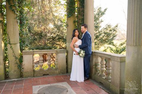 wedding photos
trash the dress photography
couple photographer CT
Eolia Mansion Harkness State Park
Vanessa Trettel Photography'