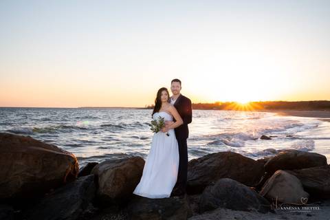 wedding photos
trash the dress photography
couple photographer CT
Eolia Mansion Harkness State Park
Vanessa Trettel Photography'
