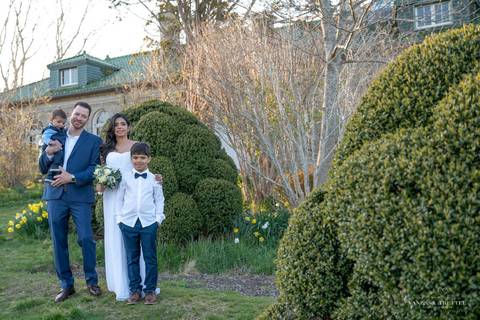 wedding photos
trash the dress photography
couple photographer CT
Eolia Mansion Harkness State Park
Vanessa Trettel Photography'