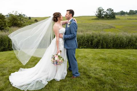 wedding photography
wedding dress
Guilford Yacht Club
wedding photographers in CT
wedding venue in CT
Vanessa Trettel Photography'