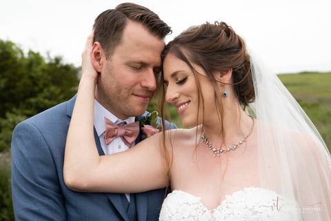 wedding photography
wedding dress
Guilford Yacht Club
wedding photographers in CT
wedding venue in CT
Vanessa Trettel Photography'