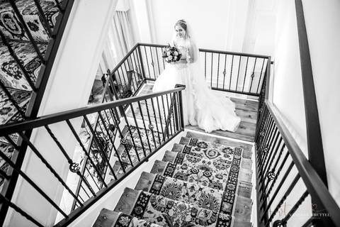 wedding photo
first look photography
best wedding photographer in CT
wedding dresses
wedding venues in CT
Vanessa Trettel Photography
StoneHurst at Hampton Valley - CT'