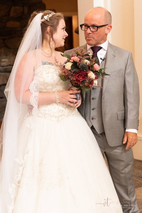 wedding photo
first look photography
best wedding photographer in CT
wedding dresses
wedding venues in CT
Vanessa Trettel Photography
StoneHurst at Hampton Valley - CT'