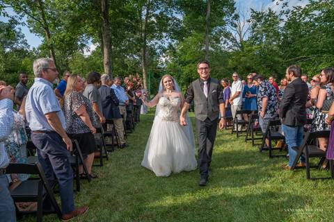 wedding photo
first look photography
best wedding photographer in CT
wedding dresses
wedding venues in CT
Vanessa Trettel Photography
StoneHurst at Hampton Valley - CT'