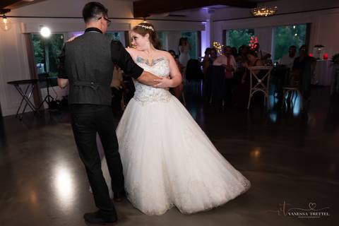 wedding photo
first look photography
best wedding photographer in CT
wedding dresses
wedding venues in CT
Vanessa Trettel Photography
StoneHurst at Hampton Valley - CT'