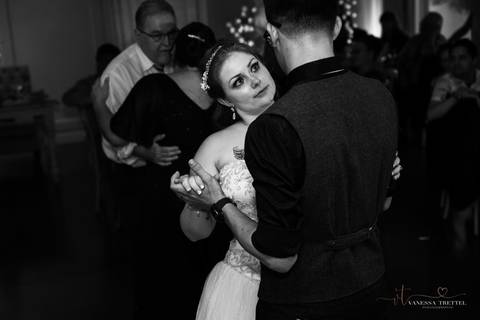 wedding photo
first look photography
best wedding photographer in CT
wedding dresses
wedding venues in CT
Vanessa Trettel Photography
StoneHurst at Hampton Valley - CT'