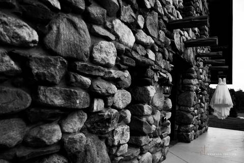 wedding photo
first look photography
best wedding photographer in CT
wedding dresses
wedding venues in CT
Vanessa Trettel Photography'